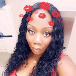 Meet your Posher, Denisea